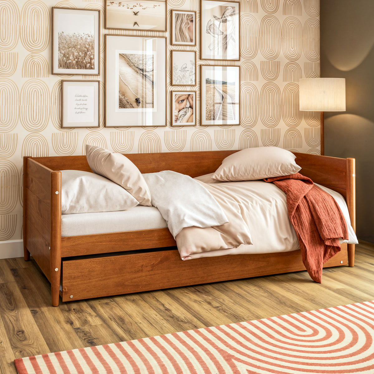 MD2009_Lifestyle_2_1200x1200.